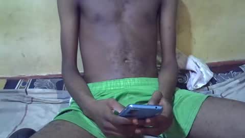etrar_largedick online show from March 10, 6:45 pm