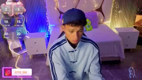 ette online show from March 9, 3:33 am