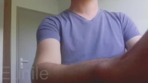 Snapshot of eunile chatting on October 23, 3:26 pm eunile online show from October 23, 3:26 pm