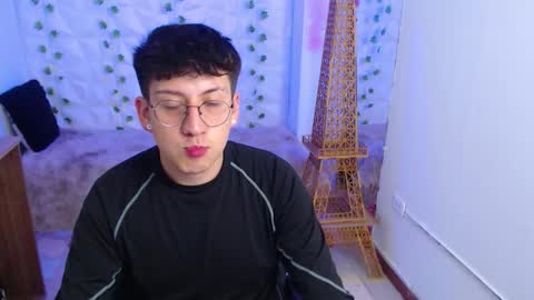 Evan online show from March 23, 12:33 pm