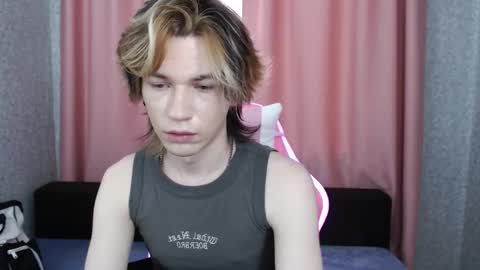 evan_reinhart online show from September 26, 9:29 am