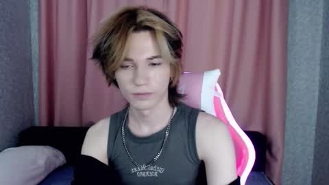 evan_reinhart online show from October 7, 7:51 pm