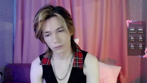 evan_reinhart online show from October 16, 11:24 pm