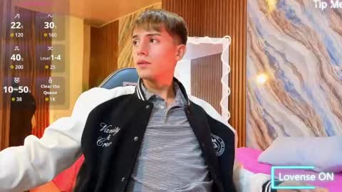 evan_tay online show from May 20, 3:02 am