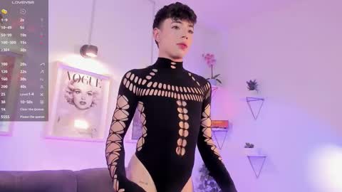 Evan voss  help me get 200 likesindependent model online show from February 13, 2:51 am