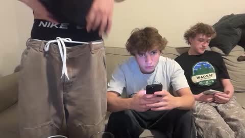 Evan Brown online show from April 29, 2:49 am