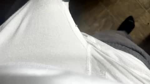 evanevan23 online show from April 28, 8:57 pm