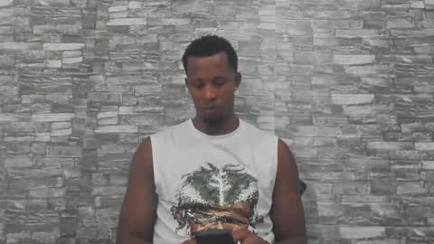 Snapshot of evans_jhones chatting on September 21, 3:28 am EVANS online show from September 21, 3:28 am