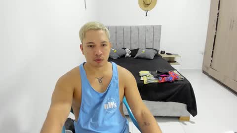 Evan online show from May 4, 2:19 pm
