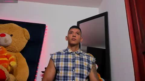 Snapshot of evansstorm01 chatting on October 14, 12:12 pm online show from October 14, 12:12 pm