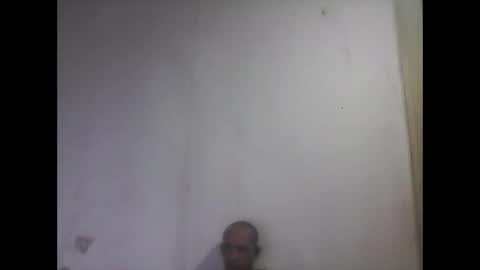 Snapshot of everaldosantos chatting on January 2, 10:44 pm everaldosantos online show from January 2, 10:44 pm