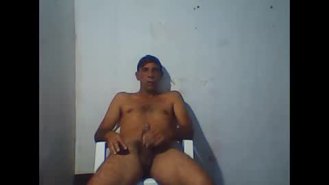 everaldosantos online show from December 22, 1:36 am