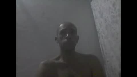 Snapshot of everaldosantos chatting on December 7, 11:45 pm everaldosantos online show from December 7, 11:45 pm
