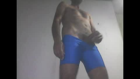Snapshot of everaldosantos chatting on February 28, 10:50 pm everaldosantos online show from February 28, 10:50 pm