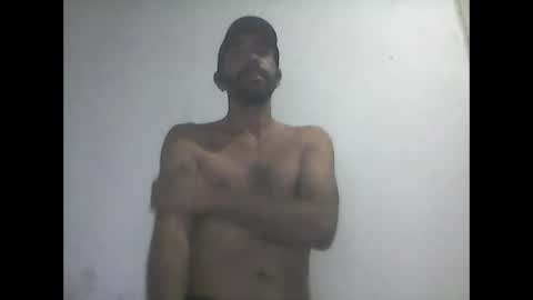 Snapshot of everaldosantos chatting on February 1, 10:44 pm everaldosantos online show from February 1, 10:44 pm