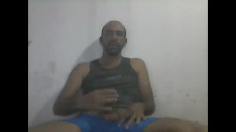 Snapshot of everaldosantos chatting on January 13, 11:27 pm everaldosantos online show from January 13, 11:27 pm