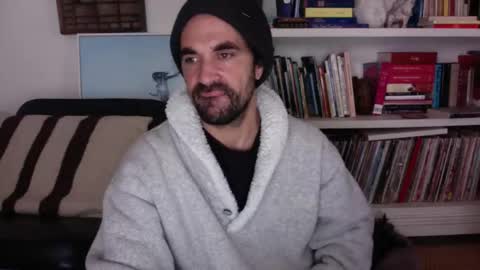 everynothings online show from February 18, 5:54 pm