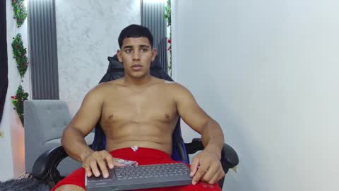 Snapshot of evessinn chatting on September 24, 5:44 pm luis online show from September 24, 5:44 pm