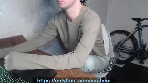 Snapshot of evgheni chatting on March 2, 5:09 pm Johnny online show from March 2, 5:09 pm