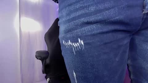 exotic_mann online show from April 28, 12:43 pm