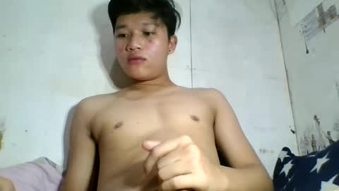 Snapshot of exotichugecock chatting on February 4, 10:24 pm Jan online show from February 4, 10:24 pm