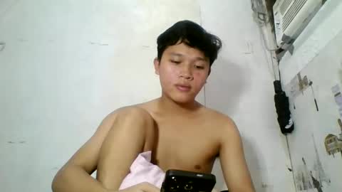 Snapshot of exotichugecock chatting on February 13, 7:10 pm Jan online show from February 13, 7:10 pm