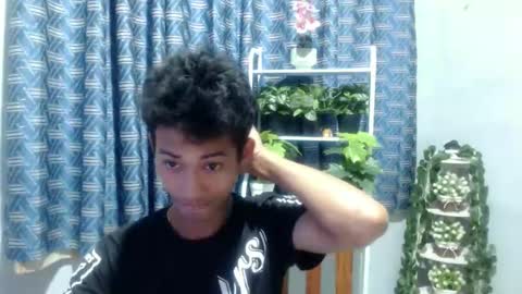 richard online show from December 21, 10:23 am