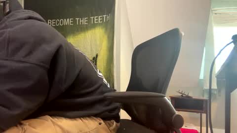 Explosivee andyy online show from May 11, 3:18 pm