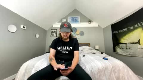 Snapshot of explosive_andyy chatting on October 22, 12:02 am Explosivee andyy online show from October 22, 12:02 am