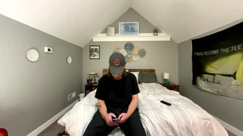 Snapshot of explosive_andyy chatting on October 20, 11:30 pm Explosivee andyy online show from October 20, 11:30 pm