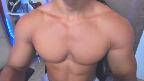 Snapshot of exquisite_gabe chatting on December 15, 2:19 am GABRIEL online show from December 15, 2:19 am