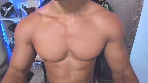 Snapshot of exquisite_gabe chatting on December 11, 12:24 am GABRIEL online show from December 11, 12:24 am