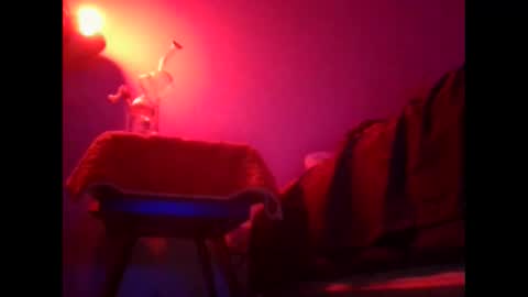 eyelyke2kream online show from March 12, 11:01 pm