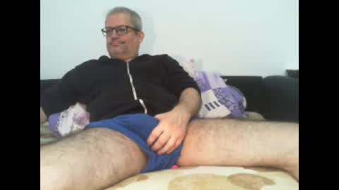 Snapshot of eyes12 chatting on November 1, 6:28 am GEORGE online show from November 1, 6:28 am