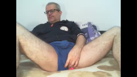 Snapshot of eyes12 chatting on October 31, 6:26 am GEORGE online show from October 31, 6:26 am