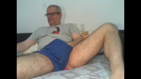 Snapshot of eyes12 chatting on September 30, 2:18 am GEORGE online show from September 30, 2:18 am