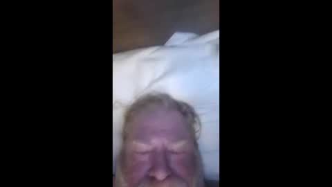 ezelldavid37979753 online show from January 6, 1:37 pm