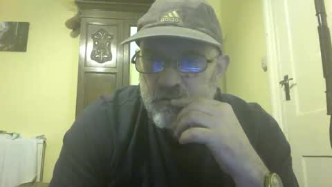 f1zzeek online show from April 25, 10:29 pm