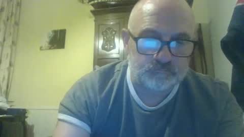 f1zzeek online show from May 7, 12:54 am
