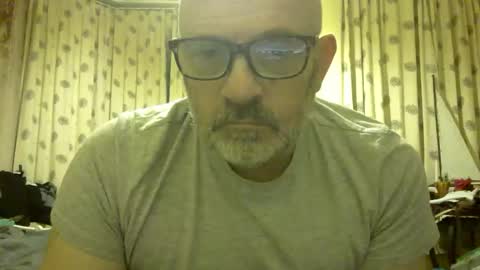 f1zzeek online show from March 3, 11:11 pm