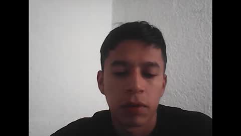 R online show from February 22, 8:43 pm