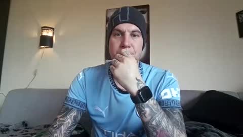 Dennis online show from November 10, 10:42 am