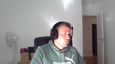 faer_087 online show from October 31, 1:25 pm