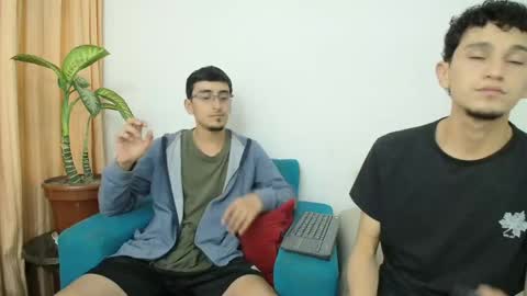 FallGays online show from April 28, 3:44 am