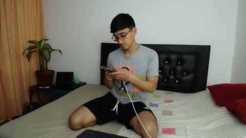 FallGays online show from January 10, 11:31 pm