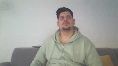 YoungChris online show from February 13, 9:36 am