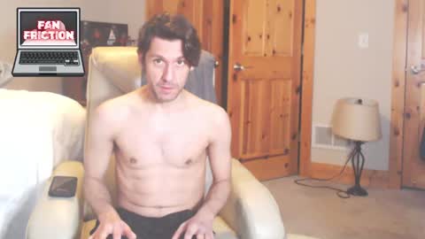 Snapshot of fanfriction chatting on February 20, 5:18 pm Fan Friction online show from February 20, 5:18 pm