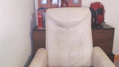 Snapshot of fanfriction chatting on September 10, 6:39 pm Fan Friction online show from September 10, 6:39 pm