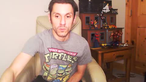 Snapshot of fanfriction chatting on February 1, 8:18 am Fan Friction online show from February 1, 8:18 am