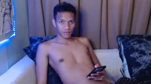 Snapshot of fantasy_davidxx chatting on October 28, 12:46 am David online show from October 28, 12:46 am